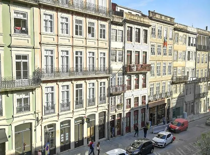 Apartment Mouzinho 129 - Carvalho *